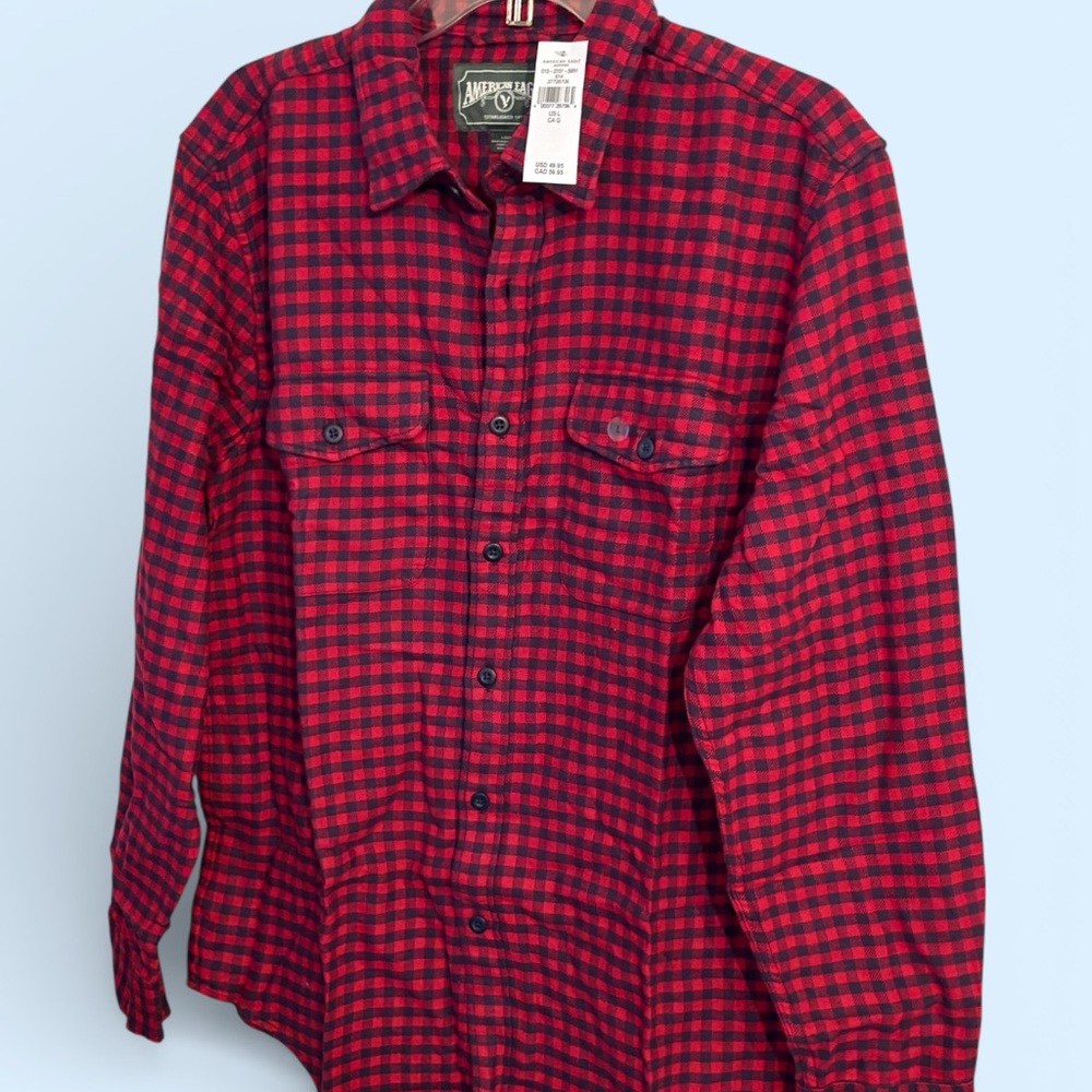 American Eagle Outfitters Red and Black Plaid Shirt